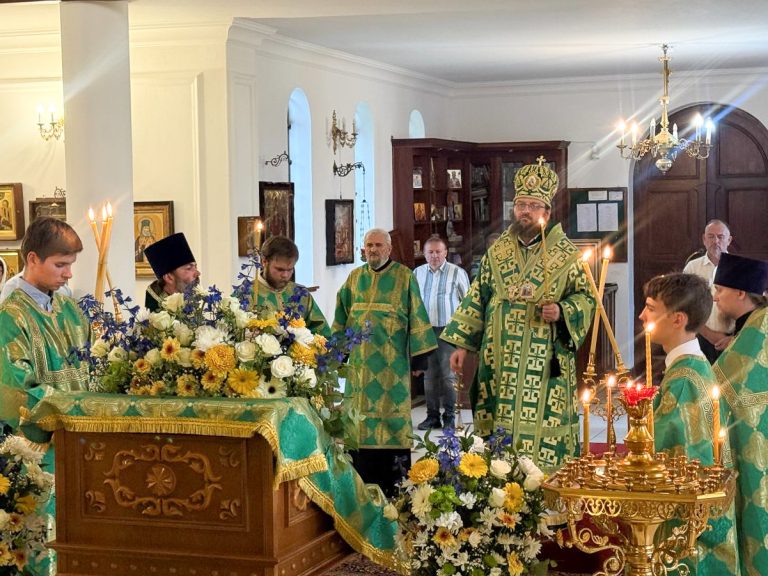 Всенощное бдение накануне престольного праздника